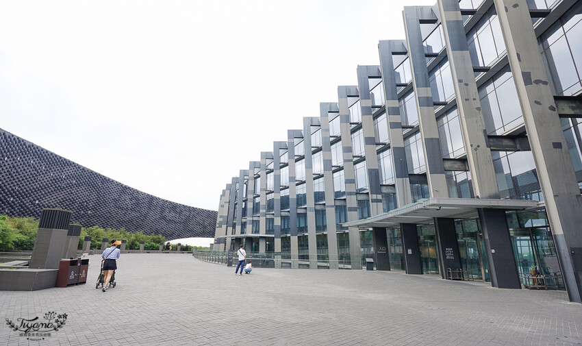 嘉義景點|國立故宮博物院南部院區:蒜頭糖廠五分車進站「故宮南院」,免費兒童創意中心、戶外大滑梯沙坑戲水區 @緹雅瑪 美食旅遊趣