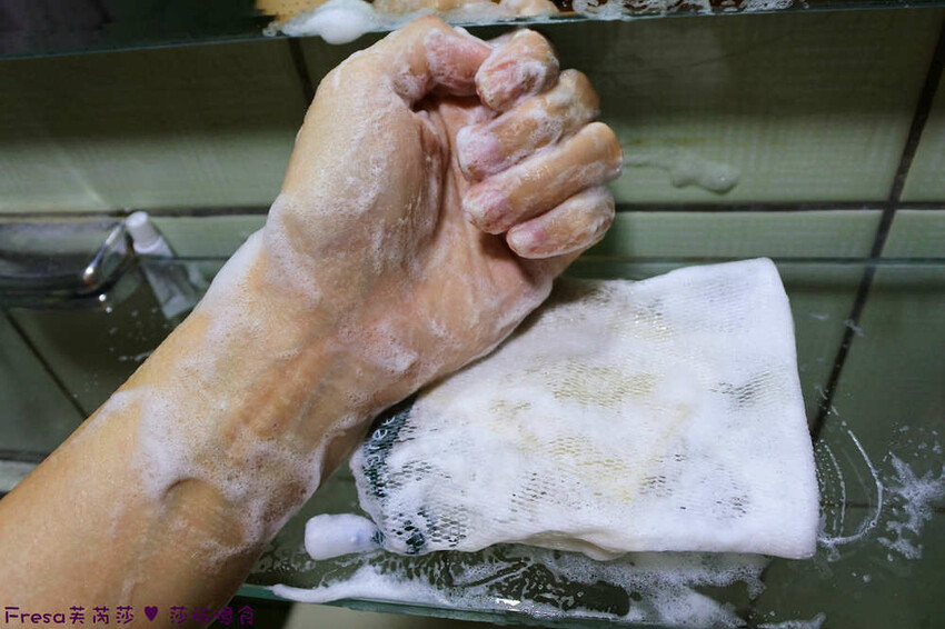 生活小物【歐米綠天然手工皂】45天手作低溫冷製+天然精油.包裝童趣高質感.洗完肌膚舒緩好滋潤│婚禮小物│彌月禮盒 - Fresa芙芮莎♥莎旅憶食