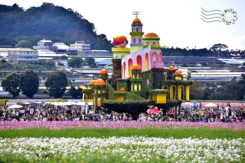 【2023臺中國際花毯節】:愛你愛山,璀璨重綻,全台最大規模,新社花海