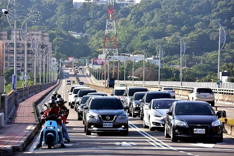 2023桃園花彩節:6萬坪花舞童話,超浪漫漸層彩虹花海