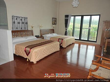 【屏東琉球景點】小琉球必訪景點•花瓶岩｜小琉球的重要地標之一｜浮潛熱門景點•與海龜相約