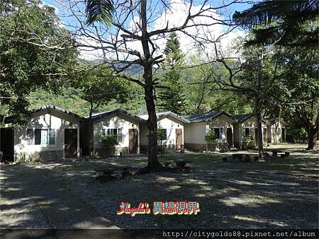 【屏東琉球景點】小琉球必訪景點•花瓶岩｜小琉球的重要地標之一｜浮潛熱門景點•與海龜相約