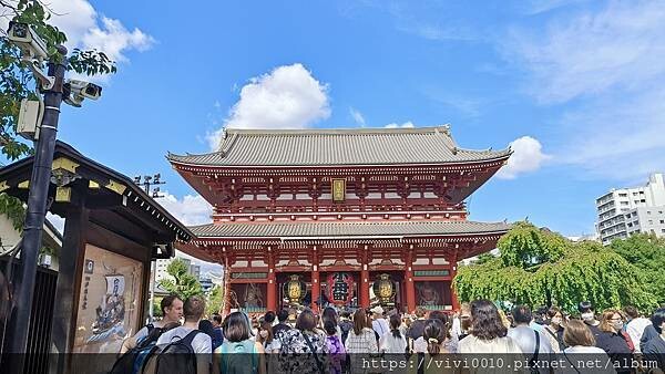 日本-東京都最古老寺廟，淺草寺和服體驗在地文化，美食小吃，一定要體驗一次!!