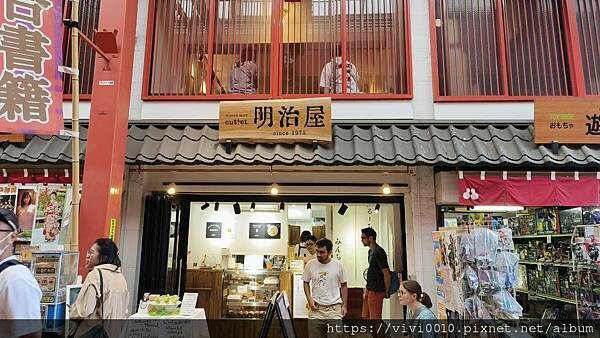 日本-東京都最古老寺廟，淺草寺和服體驗在地文化，美食小吃，一定要體驗一次!!