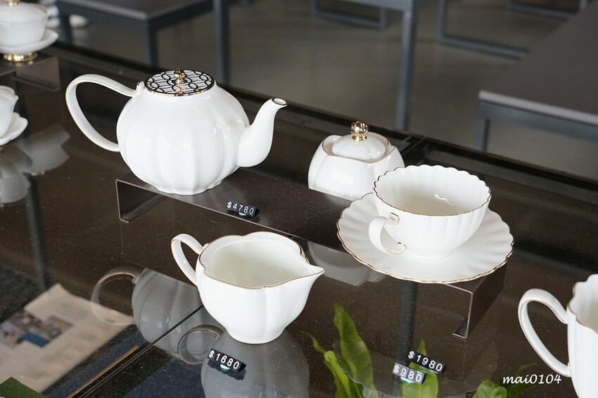 苗栗景點|苗栗銅鑼茶廠~不用跑到高山上也能享受茶園靜謐之美,提供免費停車場、每人入廠費100元可全額折