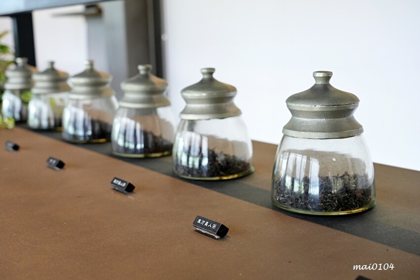 苗栗景點|苗栗銅鑼茶廠~不用跑到高山上也能享受茶園靜謐之美,提供免費停車場、每人入廠費100元可全額折