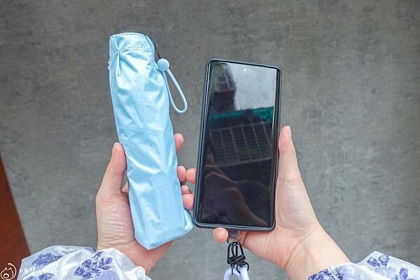 好物分享。雨之情  旅遊必備的防曬輕棉花羽毛傘&上班族/情侶