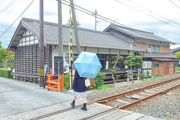 好物分享。雨之情  旅遊必備的防曬輕棉花羽毛傘&上班族/情侶