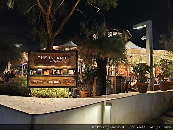 西澳柏斯天鵝河畔伊莉莎白碼頭 西澳柏斯天鵝河畔伊莉莎白碼頭