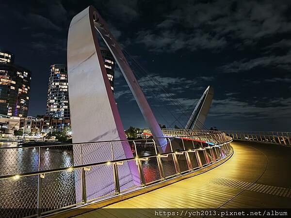 西澳柏斯天鵝河畔伊莉莎白碼頭 西澳柏斯天鵝河畔伊莉莎白碼頭