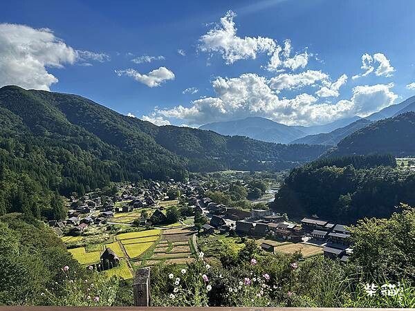 【合掌村一日遊】童話般的聖地,秋天也很有魅力|柴貓趴趴走