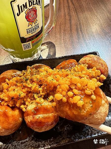 【名古屋】タコとハイボール章魚燒｜有趣老闆和熱鬧的章魚燒店｜