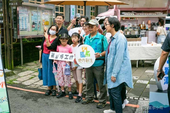 苗栗獅潭一日遊就該這樣玩!輕鬆愜意遊走山城,要參加獅潭一日遊的同學請跟著我來吧~(拿出導遊旗 @圍事小哥的幸福相框
