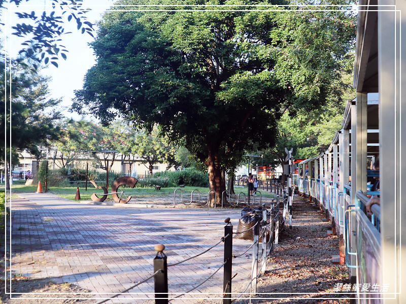 溪湖糖廠(溪湖鐵道文化園區)-彰化/搭乘懷舊五分車~超人氣伴手禮乳酪蛋糕x冰淇淋也必買!