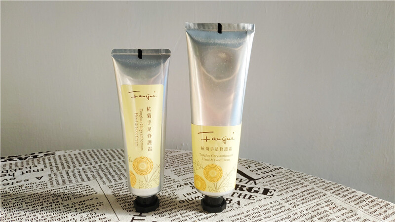 護膚｜方妮巧禮伴手禮杭菊護手霜+杭菊洗髮精，開箱分享文