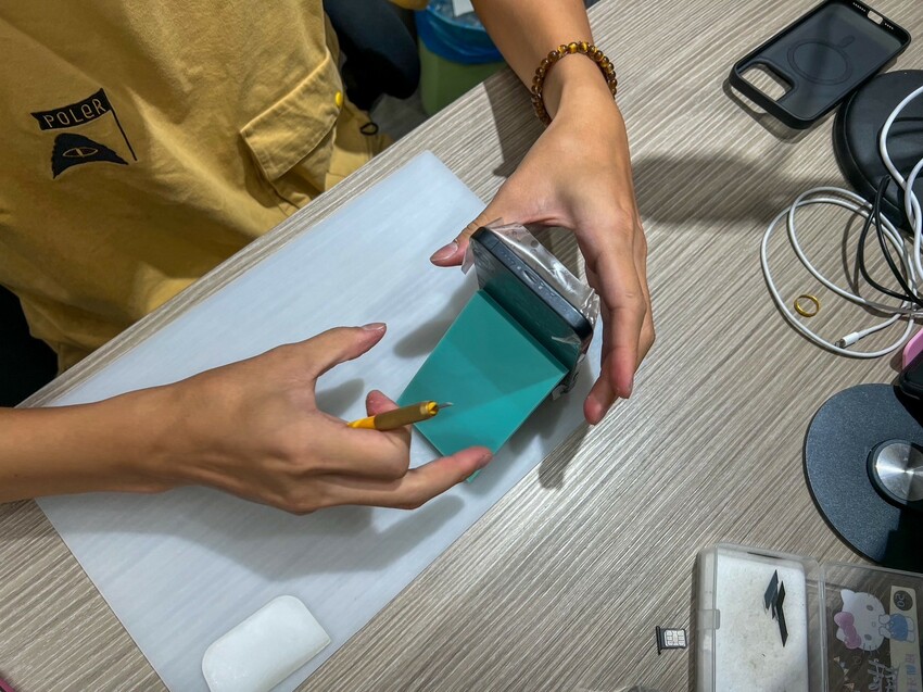 蘋果保護貼推薦》京展包膜樹林店 I 一間不只保護貼很強，手機包膜更是平價到令人難以置信 - 理智派的生活手札