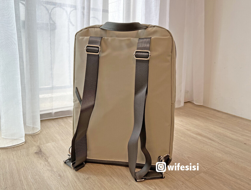 Targus Newport 15吋 輕薄極簡後背包 4.jpg