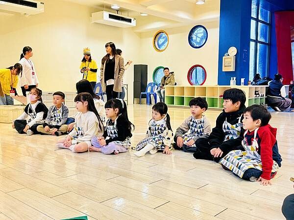 ★新北●金山*瑪克的院子*座落在朱銘美術館內,舒適的用餐空間