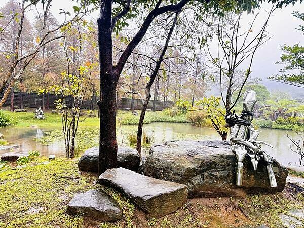 ★新北●金山*瑪克的院子*座落在朱銘美術館內,舒適的用餐空間