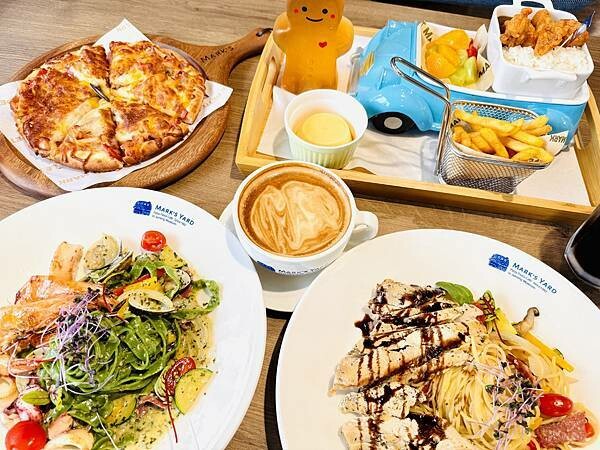 ★新北●金山*瑪克的院子*座落在朱銘美術館內,舒適的用餐空間