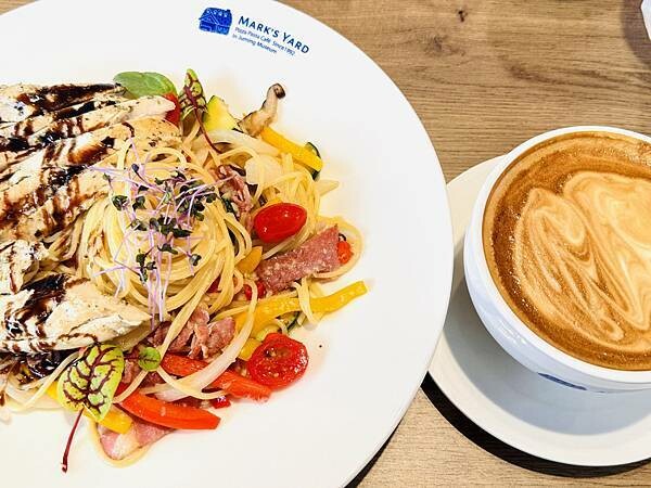 ★新北●金山*瑪克的院子*座落在朱銘美術館內,舒適的用餐空間