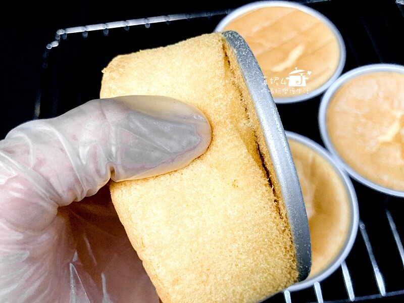 烘焙筆記│鹹奶油蛋糕,4吋香鹹鬆綿的戚風蛋糕