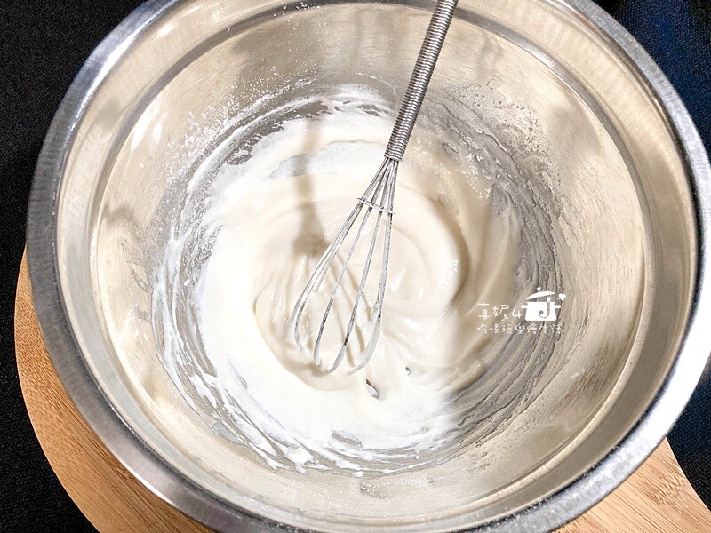 烘焙筆記│鹹奶油蛋糕,4吋香鹹鬆綿的戚風蛋糕