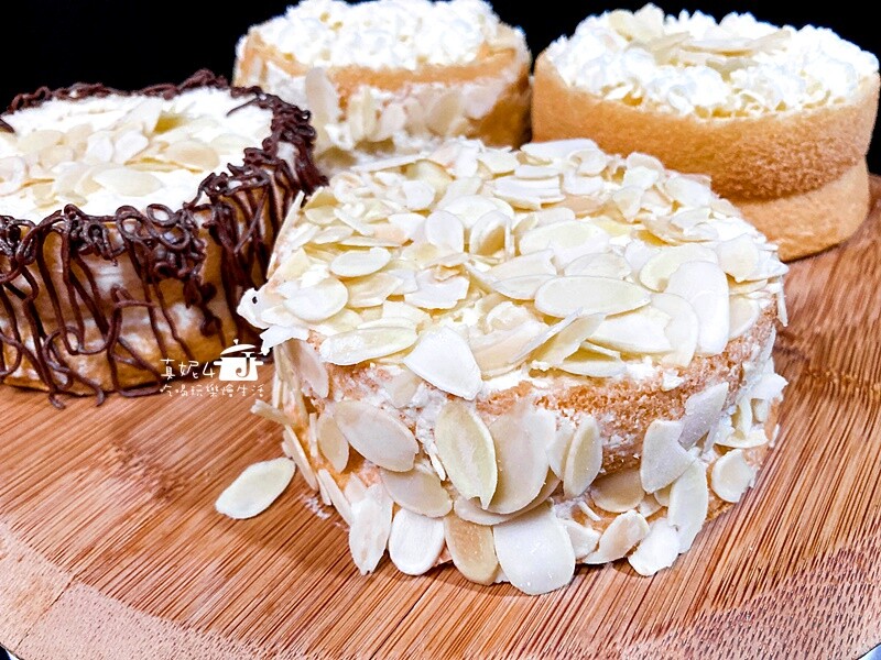 烘焙筆記│鹹奶油蛋糕,4吋香鹹鬆綿的戚風蛋糕