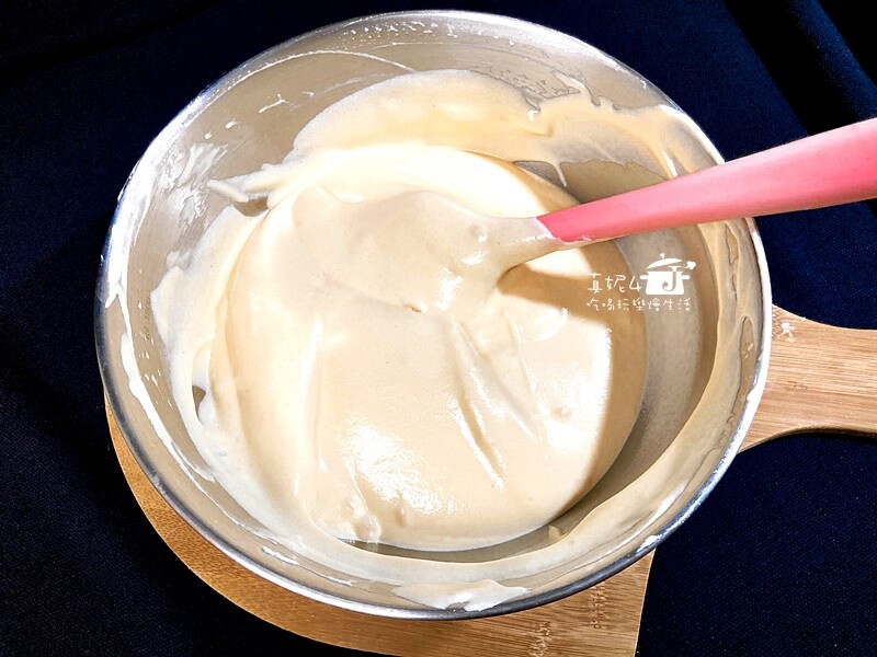 烘焙筆記│鹹奶油蛋糕,4吋香鹹鬆綿的戚風蛋糕