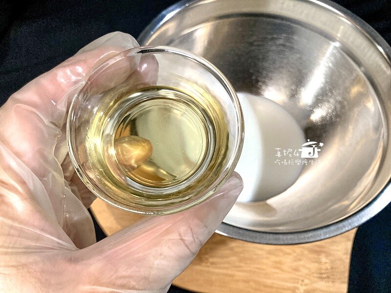 烘焙筆記│鹹奶油蛋糕,4吋香鹹鬆綿的戚風蛋糕