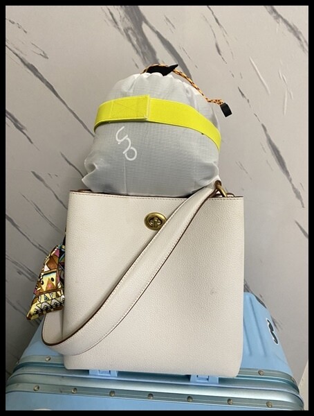 【UNO®】 【Knit 織麻頸枕 威尼斯 綠 】採用竹炭記