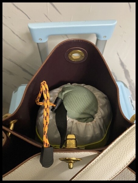 【UNO®】 【Knit 織麻頸枕 威尼斯 綠 】採用竹炭記