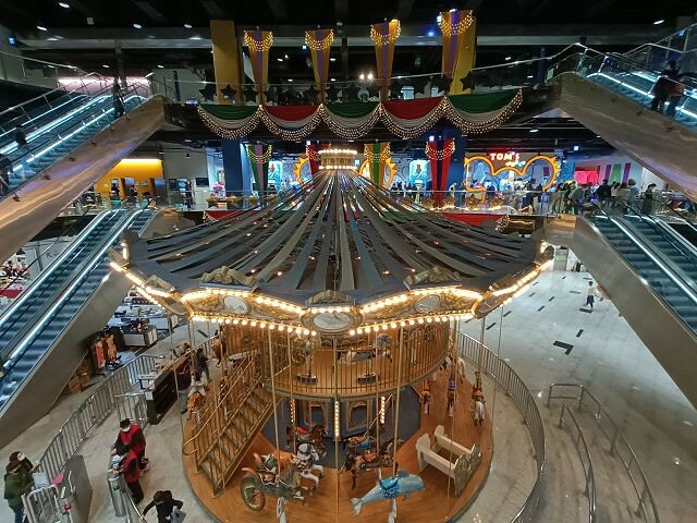 尚順育樂天地| 全台最大室內主題樂園.多樣VR互動體驗超好玩.攀岩走壁超刺激!