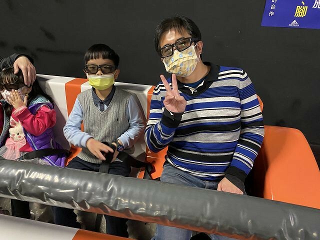 尚順育樂天地| 全台最大室內主題樂園.多樣VR互動體驗超好玩.攀岩走壁超刺激!