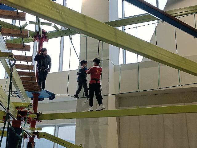 尚順育樂天地| 全台最大室內主題樂園.多樣VR互動體驗超好玩.攀岩走壁超刺激!