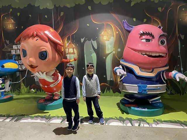 尚順育樂天地| 全台最大室內主題樂園.多樣VR互動體驗超好玩.攀岩走壁超刺激!