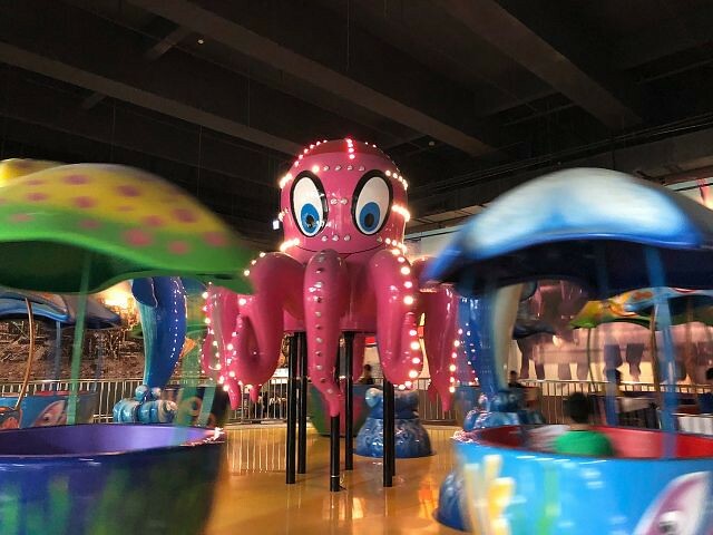 尚順育樂天地| 全台最大室內主題樂園.多樣VR互動體驗超好玩.攀岩走壁超刺激!