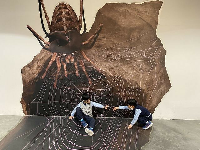 尚順育樂天地| 全台最大室內主題樂園.多樣VR互動體驗超好玩.攀岩走壁超刺激!