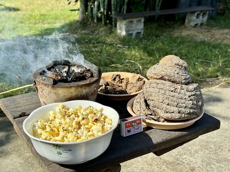 宜蘭壯圍 | 牛頭司體驗農場與牛零距離接觸；幫牛洗澡、餵食、刷毛、牽牛散步、體驗牛糞爆米花...等。（以牛
