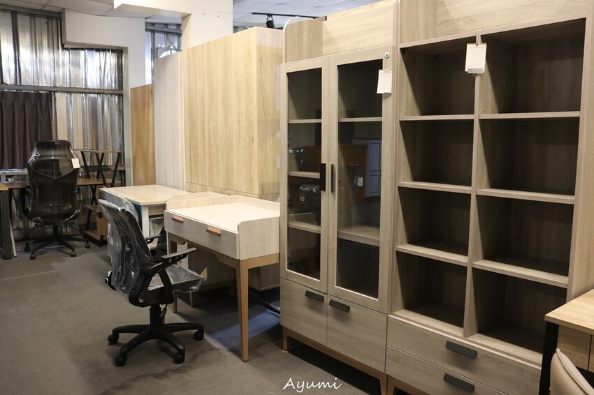 [屏東家具推薦]億家具批發倉庫－屏東門市/款式多、可客製化、價格合理/專人配送、優惠多/距離屏東車站約10