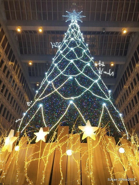 Taipei Christmas tree and street decoration series 1 --- Breeze department store sponsered   Christmas tree at Taipe railway station, Taipei, Taiwan, Nov 20, 2023 by SJKen.