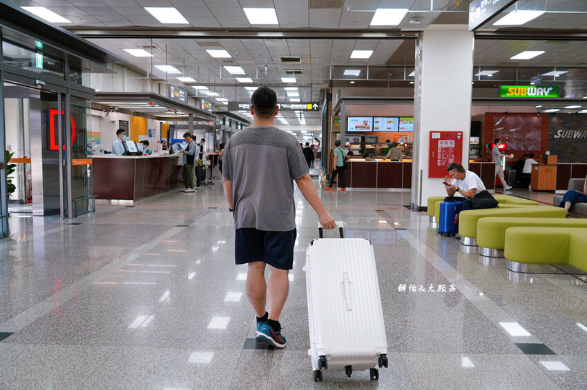 With Me 大容量旗艦款胖胖箱 ❙ 顏值高、大容量,出國 With Me 大容量旗艦款胖胖箱 ❙ 顏值高、大容量,出國