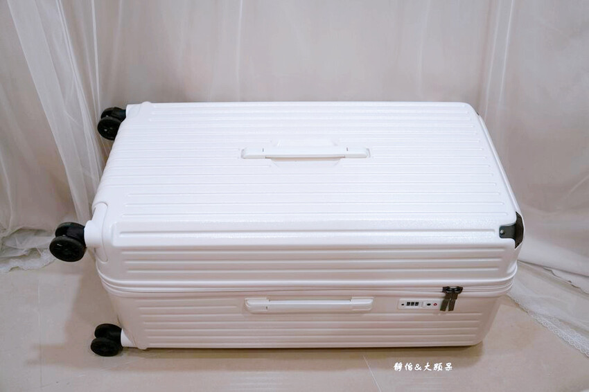 With Me 大容量旗艦款胖胖箱 ❙ 顏值高、大容量,出國 With Me 大容量旗艦款胖胖箱 ❙ 顏值高、大容量,出國