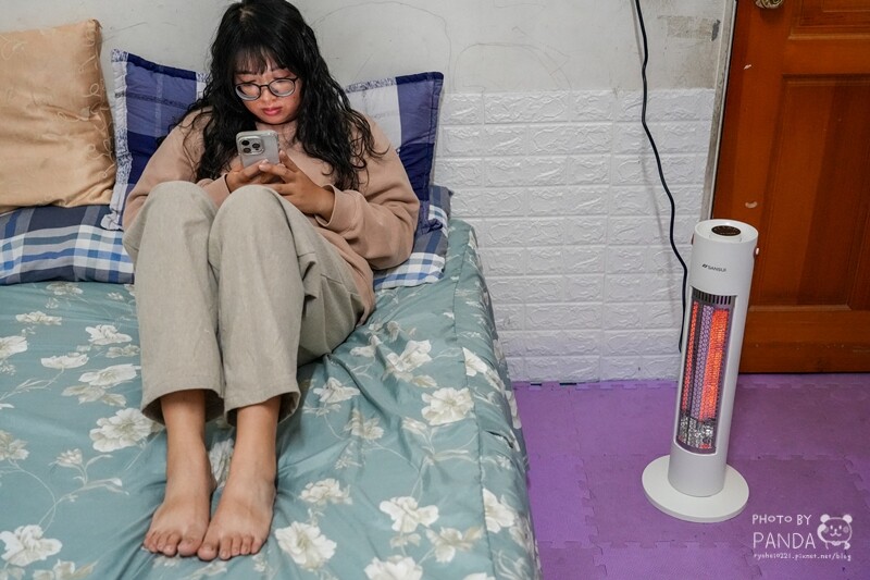 電暖器開箱｜SANSUI山水瞬熱擺頭遠紅外線碳素電暖器．一秒速暖體驗！安全首選，傾倒斷電設計的直立電暖器，擁抱舒適冬季！