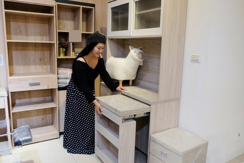 億家具批發倉庫 新竹店|30年老字號 MIT家具工廠直營 鄰