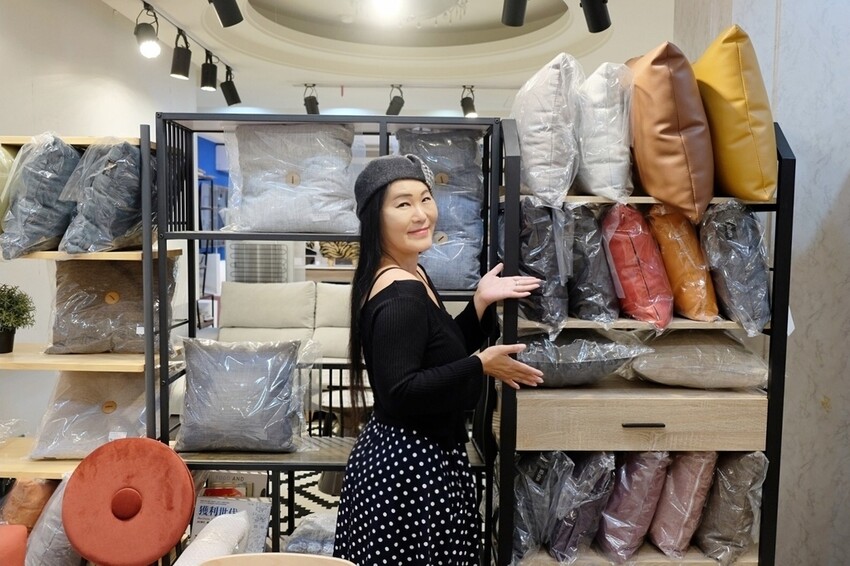 億家具批發倉庫 新竹店