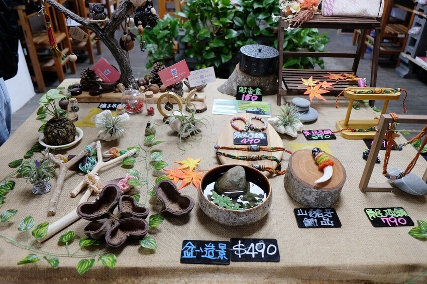 屏東車城鄉|四重溪溫泉村散策 溫泉老街著名美食 潘氏農場 鹹鴨蛋DIY體驗 親子體驗好推薦|西莉亞玩樂人生 屏東車城鄉|潘氏農場 四重溪溫泉老街著名美食 鹹鴨蛋DIY體