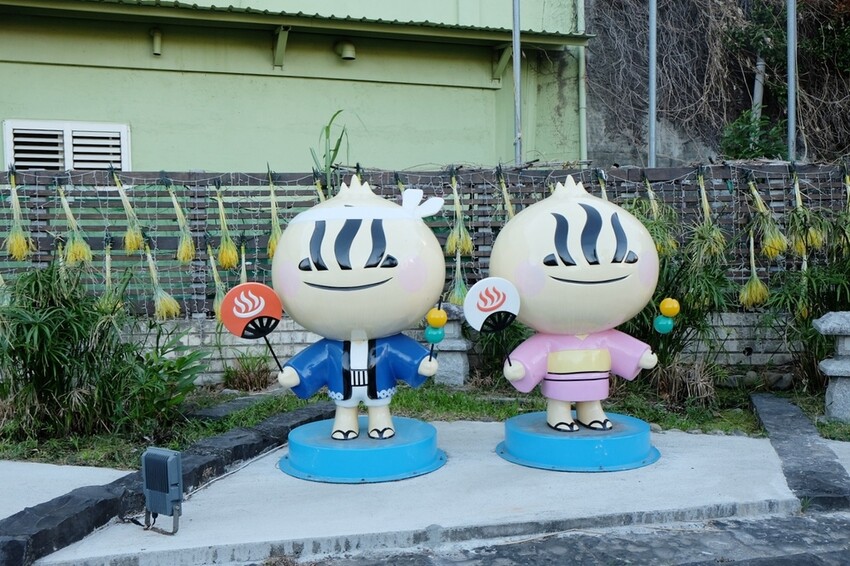 屏東車城鄉|四重溪溫泉村散策 溫泉老街著名美食 潘氏農場 鹹鴨蛋DIY體驗 親子體驗好推薦|西莉亞玩樂人生 屏東車城鄉|潘氏農場 四重溪溫泉老街著名美食 鹹鴨蛋DIY體