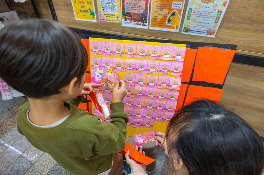 優品娃娃台中西屯店-夾娃娃機新手必玩「強爪模式」