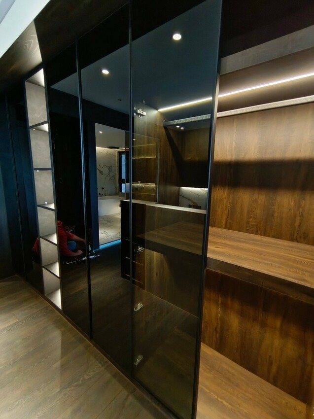 高雄系統櫃推薦【九十度系統家具】系統家具也有精品櫃質感!鏡面